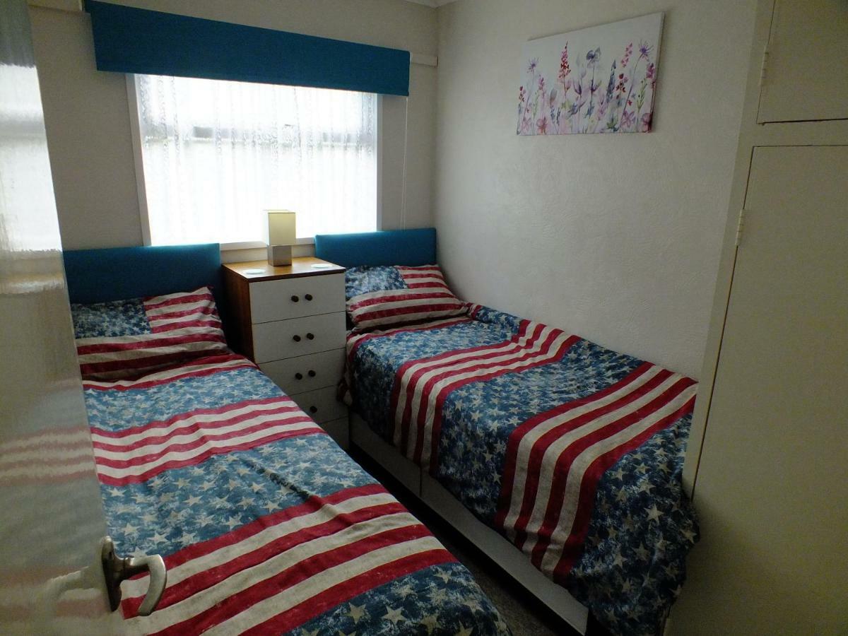 Broadside Chalet Park 斯塔勒姆 外观 照片